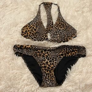 Victoria’s Secret Very Sexy-Leopard Print Skulls Bikini. Lg Top/Med. Bottom